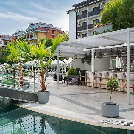 Отель Siena Premium Retreat 5*