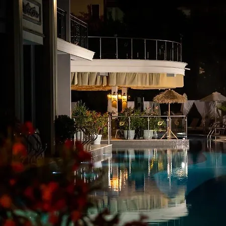 Siena Premium Retreat فندق لوزينيتس