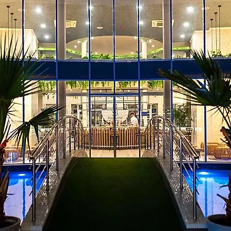 Siena Premium Retreat Lozenec