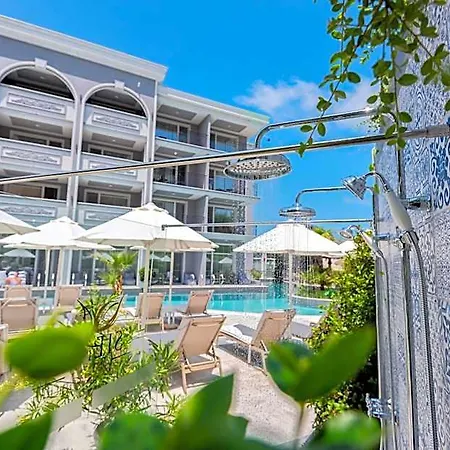 Siena Premium Retreat 5* Lozenets