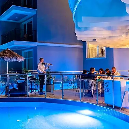 Hotel Siena Premium Retreat