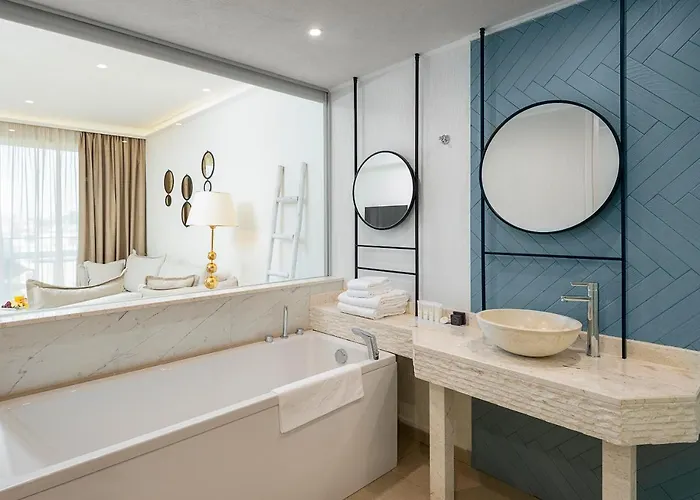 Siena Premium Retreat Hotel