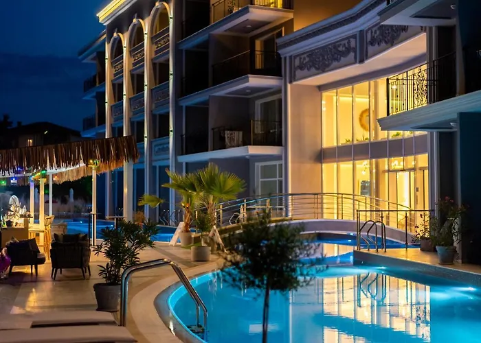 Siena Premium Retreat Hotel 5*