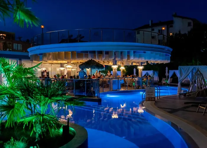 Siena Premium Retreat Hotel Lozenets